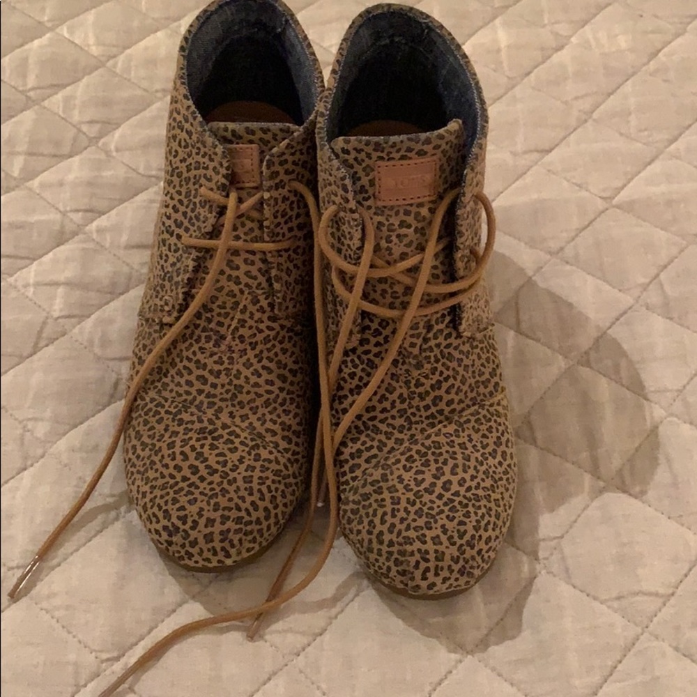 Toms Leopard wedge booties, size 8.5
